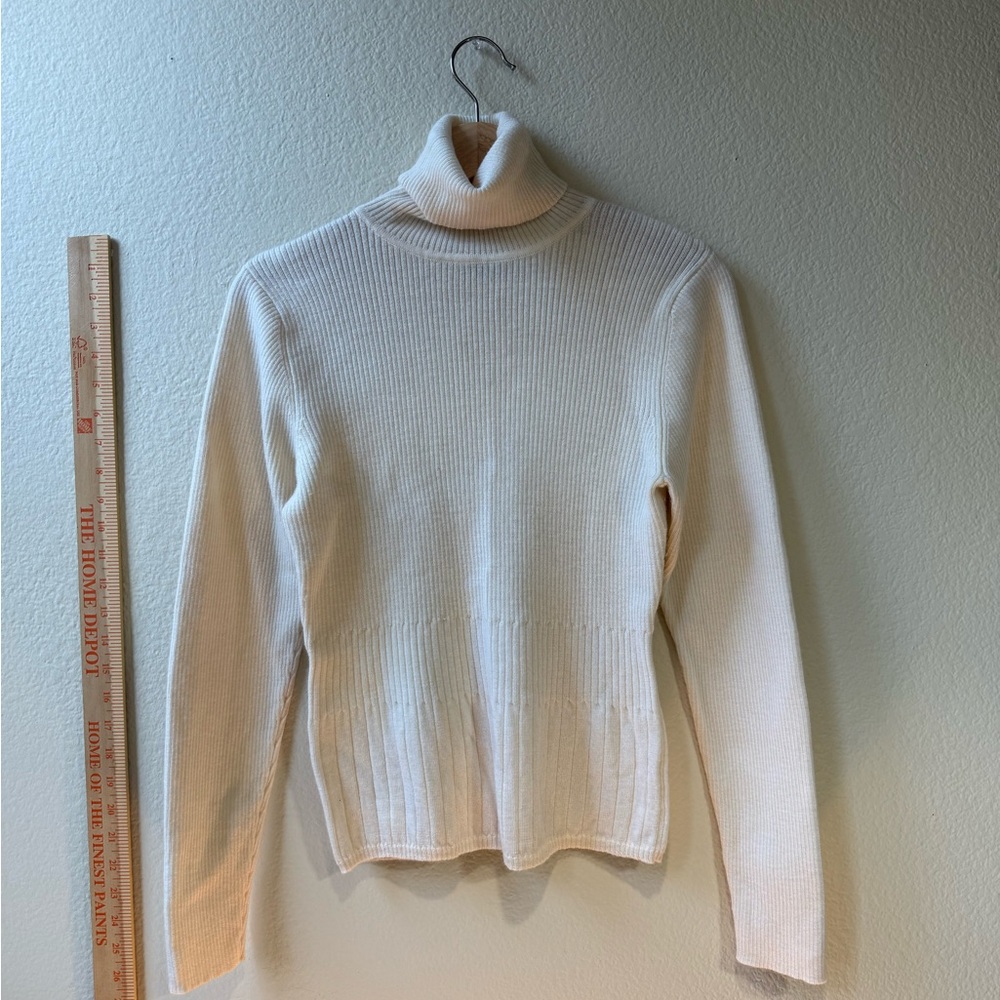 Sarah Spencer Cream Ribbed Turtleneck Sweater